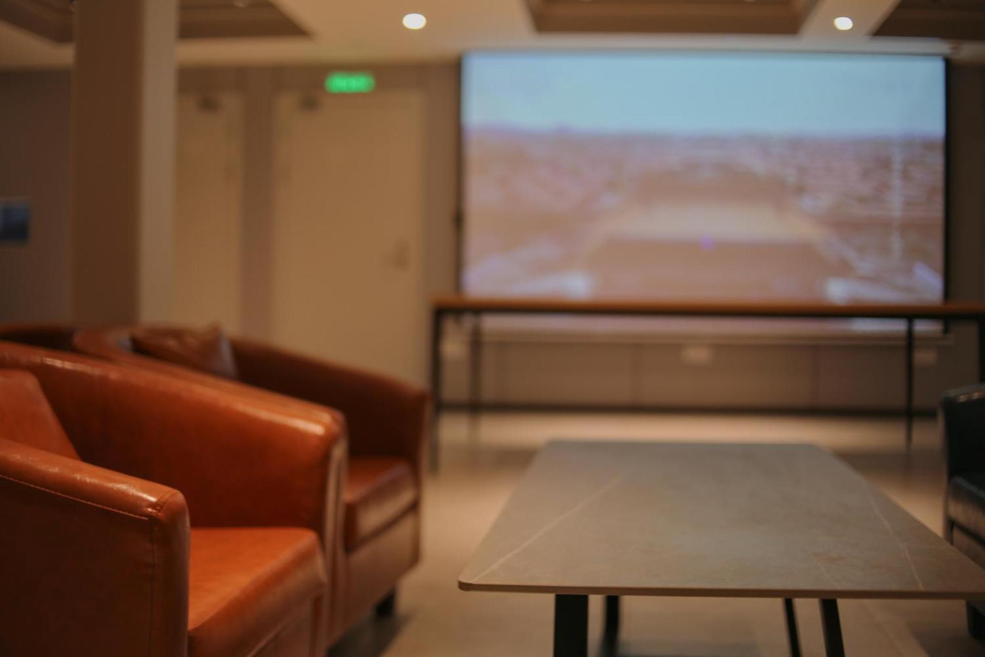 Dayin International Youth Hostel -Near People'S Square & Old Town -Social Area -Bar -Cafe -Gym -Free Laundry Luggage Storage -24H Front Desk -English Service Shanghai Exterior foto