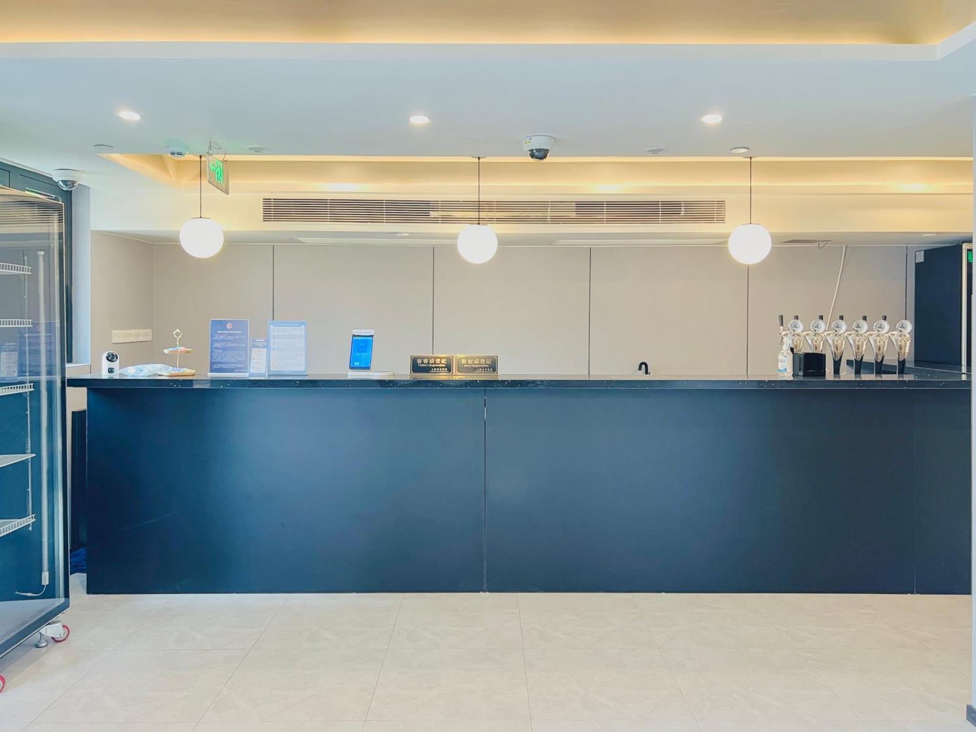 Dayin International Youth Hostel -Near People'S Square & Old Town -Social Area -Bar -Cafe -Gym -Free Laundry Luggage Storage -24H Front Desk -English Service Shanghai Exterior foto